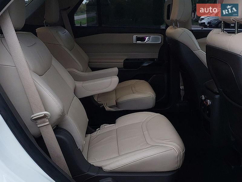 Позашляховик / Кросовер Ford Explorer 2020 в Дубні