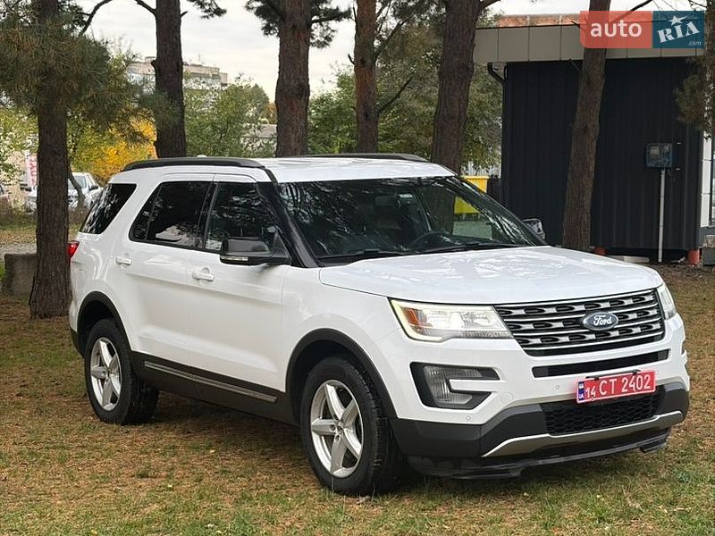 Внедорожник / Кроссовер Ford Explorer 2017 в Черновцах