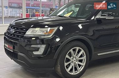 Позашляховик / Кросовер Ford Explorer 2017 в Києві
