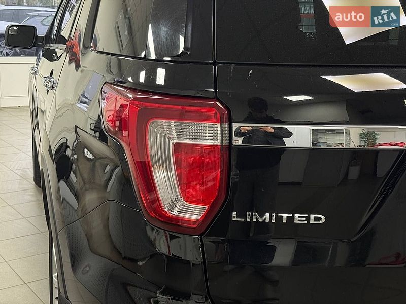 Позашляховик / Кросовер Ford Explorer 2017 в Києві