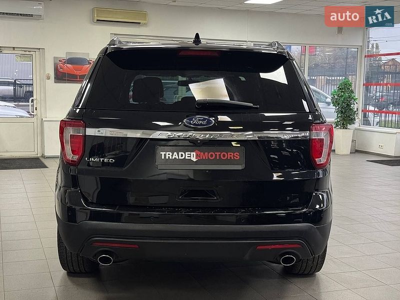Позашляховик / Кросовер Ford Explorer 2017 в Києві