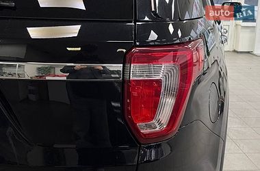 Позашляховик / Кросовер Ford Explorer 2017 в Києві