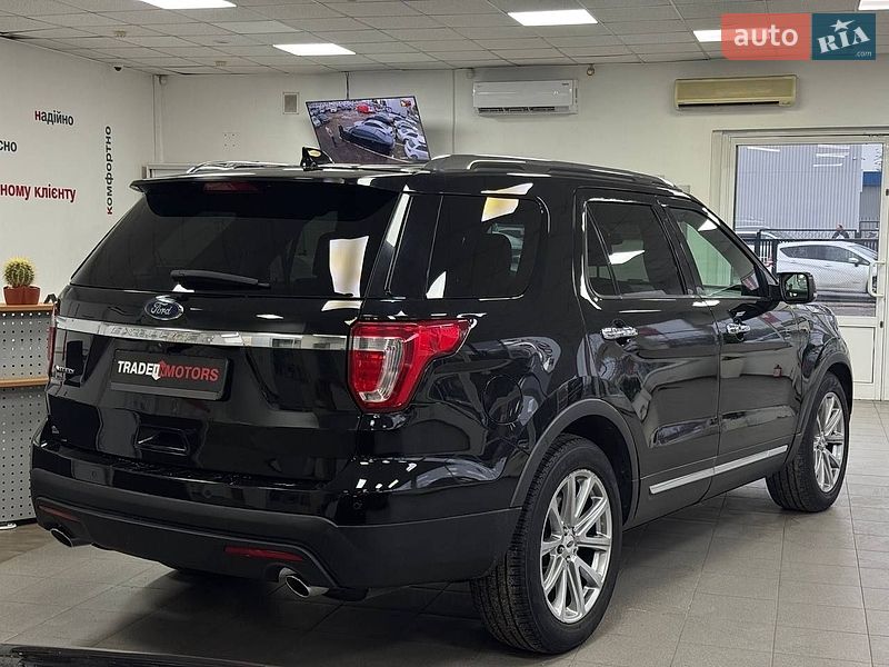 Позашляховик / Кросовер Ford Explorer 2017 в Києві