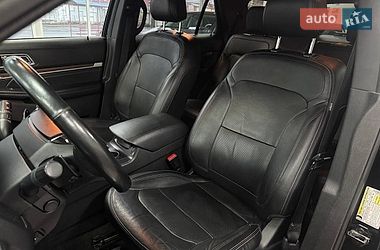 Позашляховик / Кросовер Ford Explorer 2017 в Києві