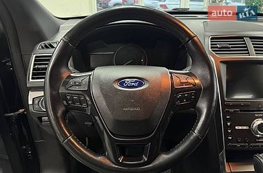 Позашляховик / Кросовер Ford Explorer 2017 в Києві