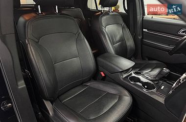 Позашляховик / Кросовер Ford Explorer 2017 в Києві