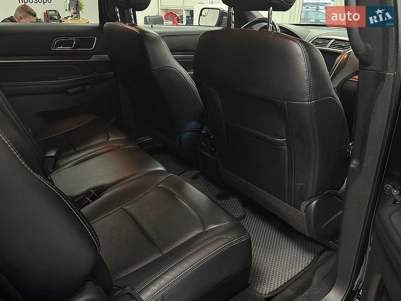 Позашляховик / Кросовер Ford Explorer 2017 в Києві