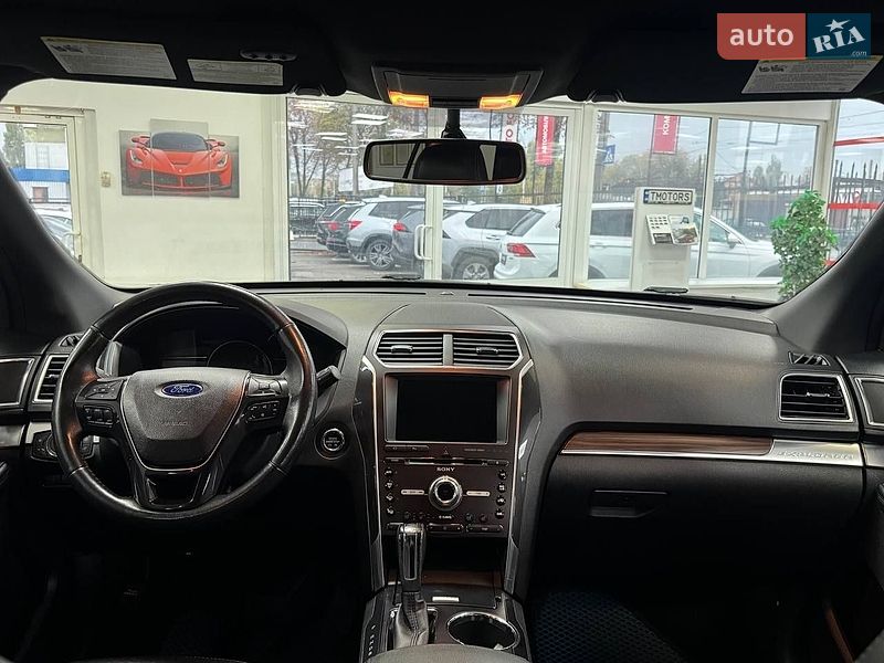 Позашляховик / Кросовер Ford Explorer 2017 в Києві