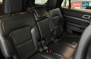 Позашляховик / Кросовер Ford Explorer 2017 в Києві