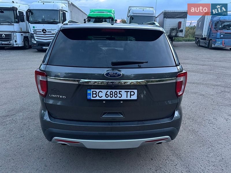 Позашляховик / Кросовер Ford Explorer 2017 в Львові