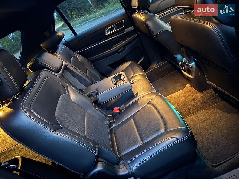 Позашляховик / Кросовер Ford Explorer 2017 в Львові