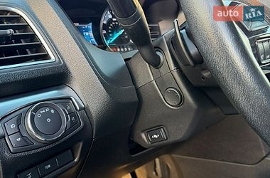 Внедорожник / Кроссовер Ford Explorer 2017 в Стрые