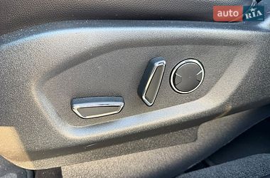 Внедорожник / Кроссовер Ford Explorer 2017 в Стрые