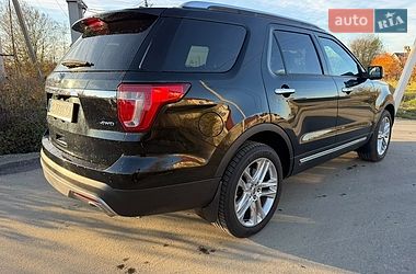 Позашляховик / Кросовер Ford Explorer 2017 в Стрию
