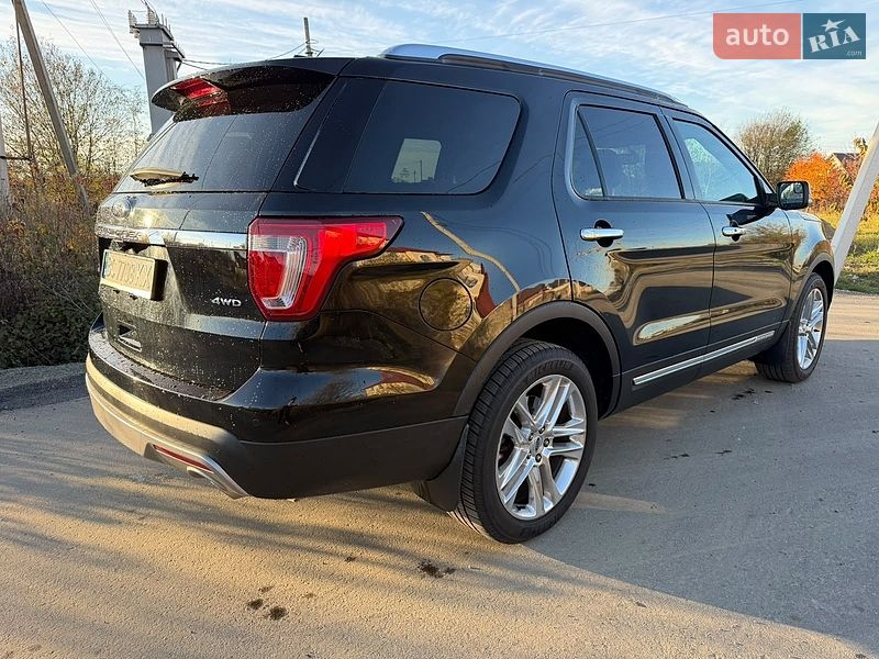 Позашляховик / Кросовер Ford Explorer 2017 в Стрию