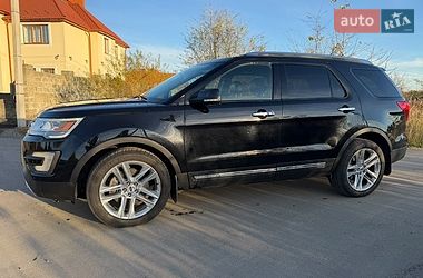 Внедорожник / Кроссовер Ford Explorer 2017 в Стрые