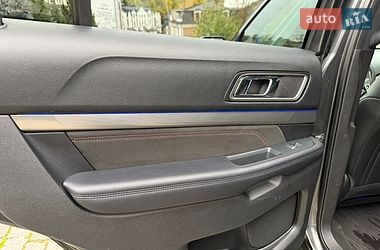 Внедорожник / Кроссовер Ford Explorer 2017 в Киеве