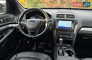 Позашляховик / Кросовер Ford Explorer 2017 в Хмельницькому