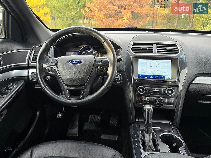 Позашляховик / Кросовер Ford Explorer 2017 в Хмельницькому