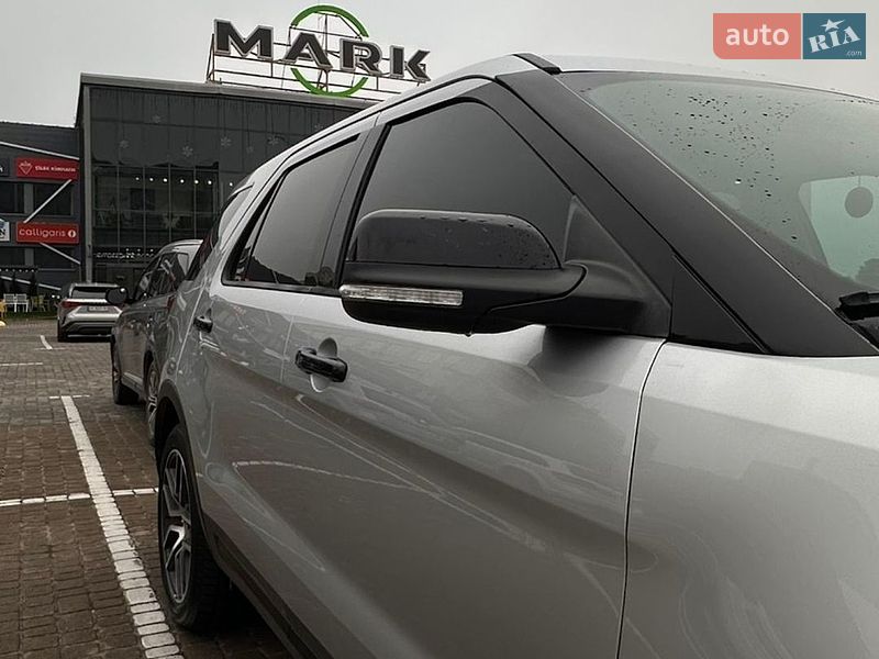 Внедорожник / Кроссовер Ford Explorer 2019 в Львове