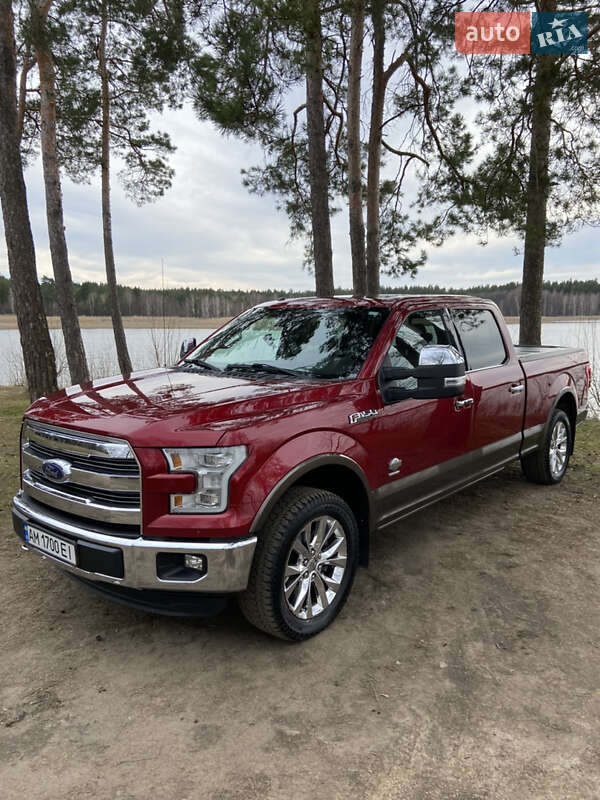 Пикап Ford F-150 2015 в Малине