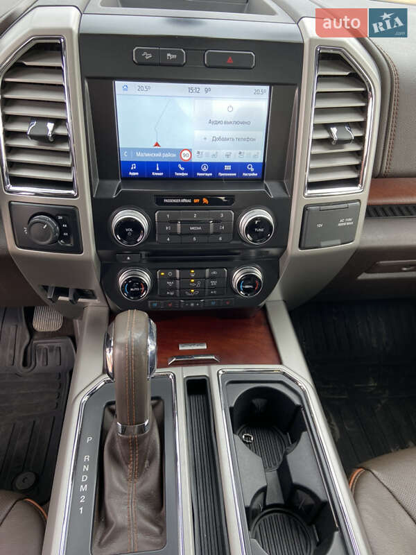 Пикап Ford F-150 2015 в Малине