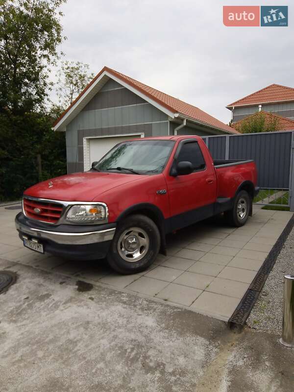 Пикап Ford F-150 2003 в 