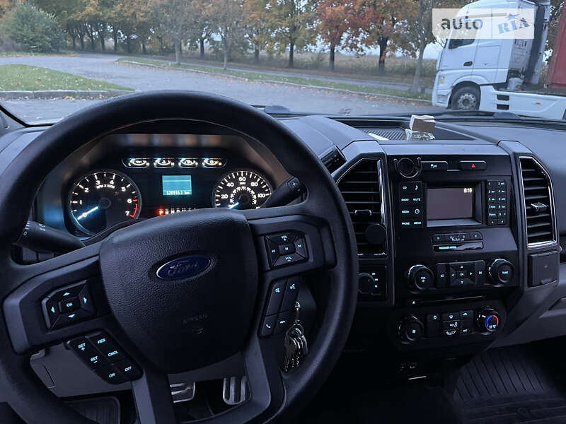 Пикап Ford F-150 2015 в Владимир-Волынском
