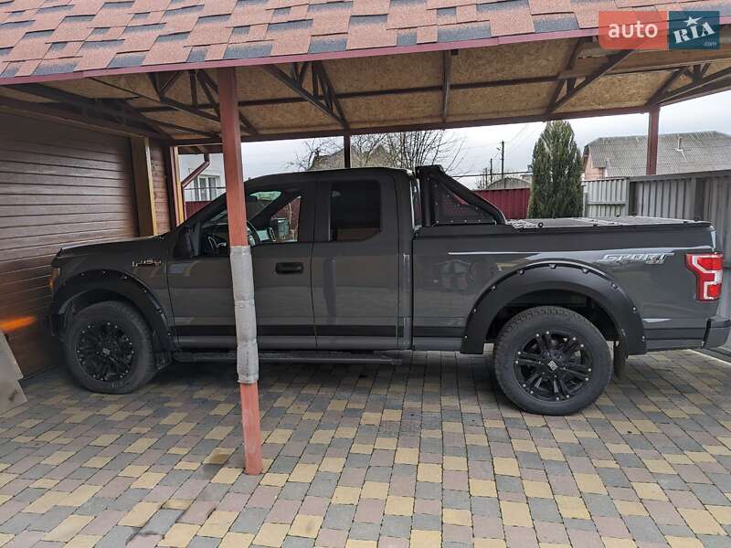Пикап Ford F-150 2017 в Ивано-Франковске
