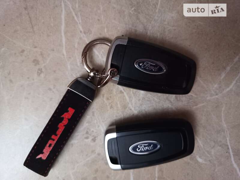 Пікап Ford F-150 2017 в Тячеві
