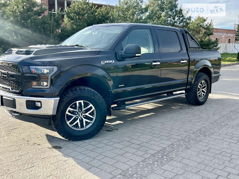 Пикап Ford F-150 2017 в Пустомытах