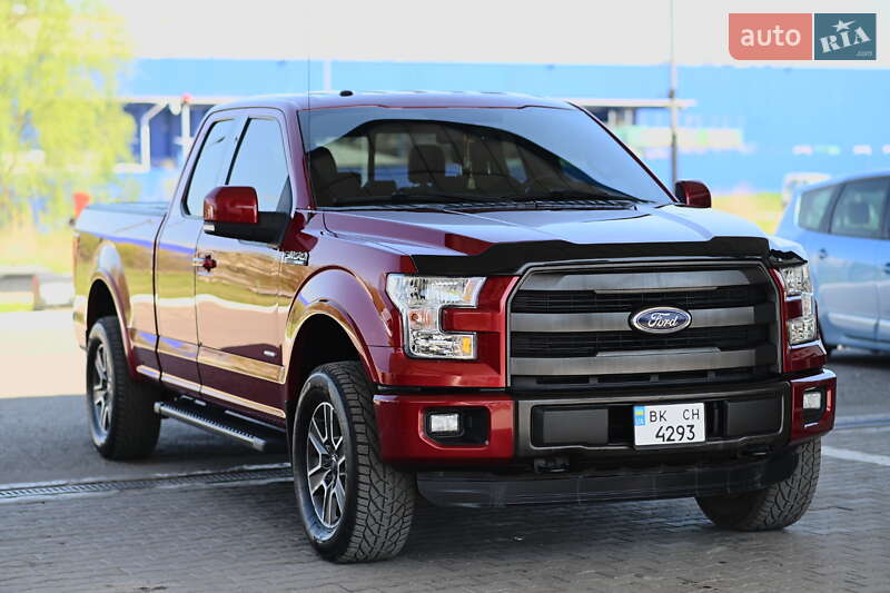 Пикап Ford F-150 2015 в Дубно