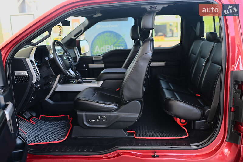 Пикап Ford F-150 2015 в Дубно