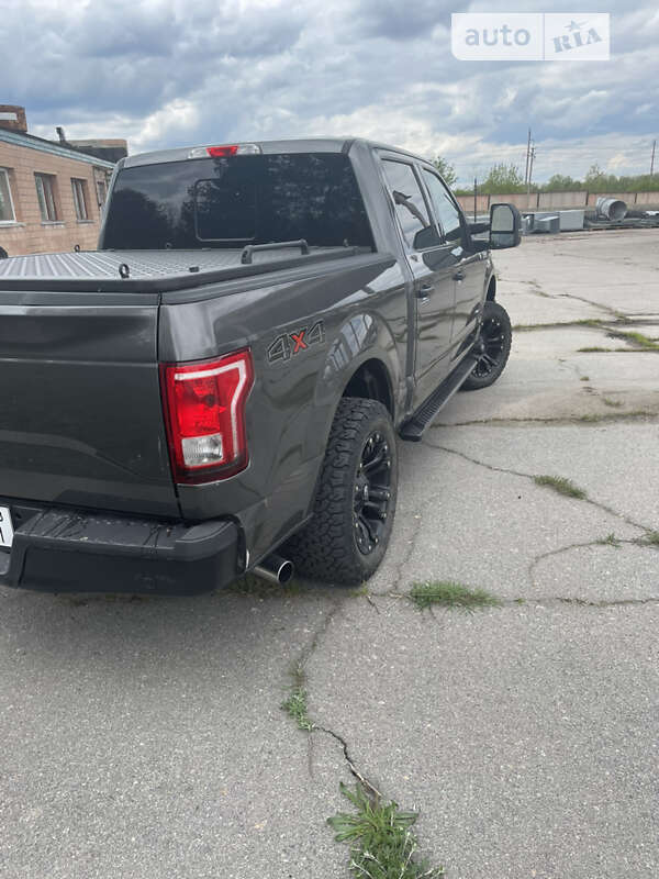 Пикап Ford F-150 2016 в Умани