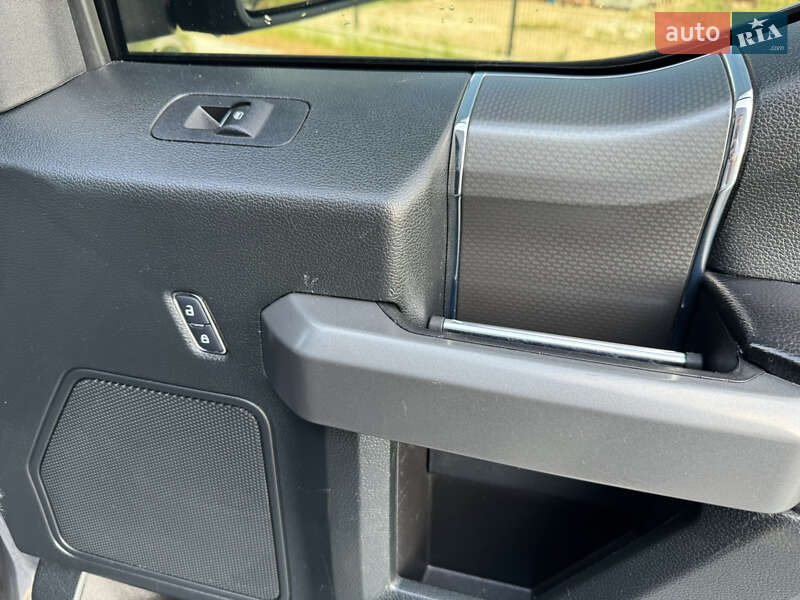 Пікап Ford F-150 2016 в Івано-Франківську