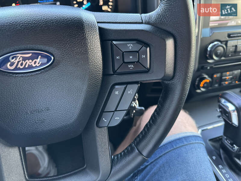 Пікап Ford F-150 2016 в Івано-Франківську