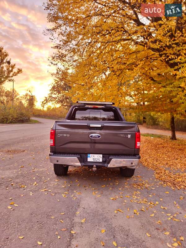 Пикап Ford F-150 2015 в Черкассах