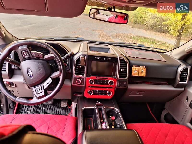 Пикап Ford F-150 2015 в Черкассах