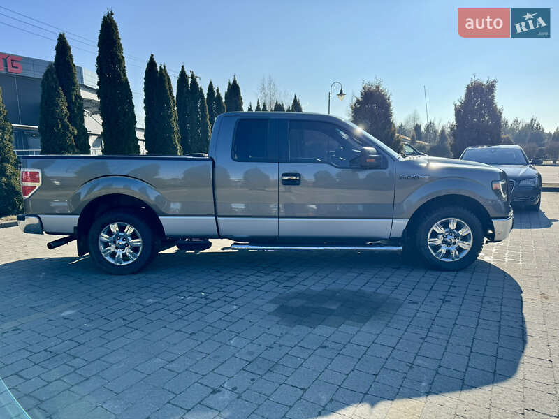 Пикап Ford F-150 2012 в Львове