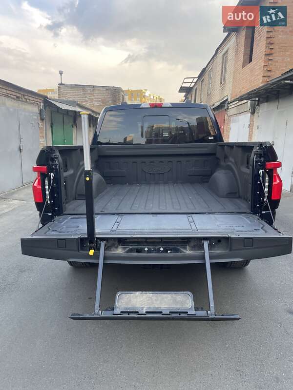 Пикап Ford F-150 2022 в Киеве