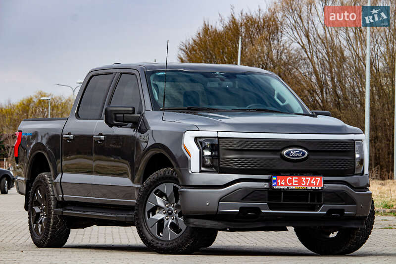 Пикап Ford F-150 2023 в 