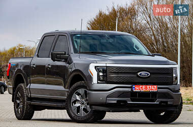 Пикап Ford F-150 2023 в 