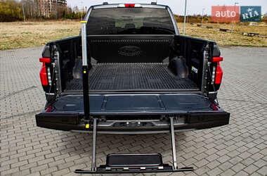 Пикап Ford F-150 2023 в 
