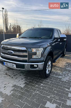 Пікап Ford F-150 2015 в 