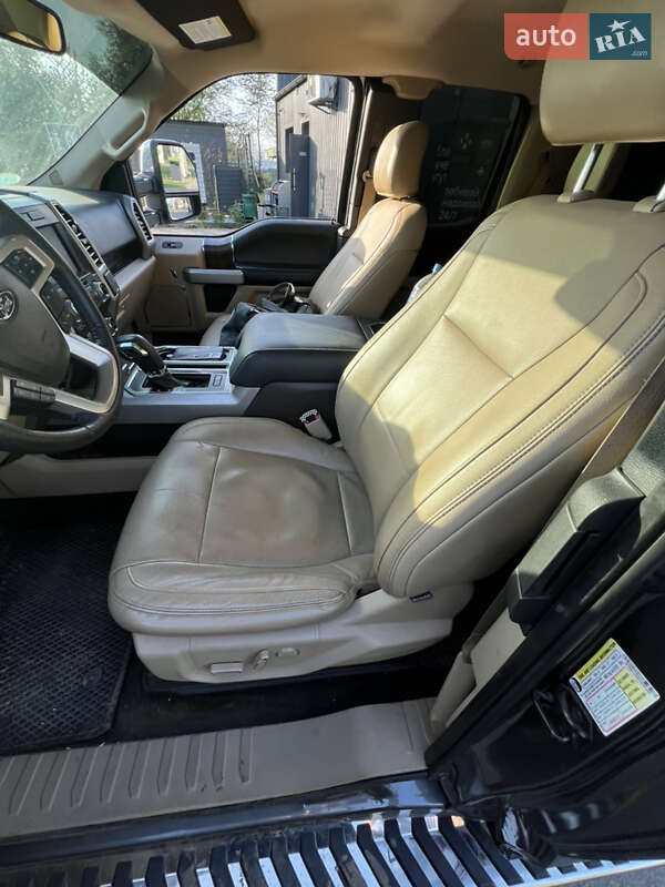 Пикап Ford F-150 2015 в Баре