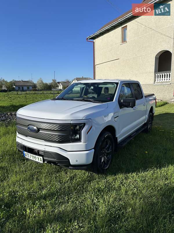 Пикап Ford F-150 2023 в Богородчанах