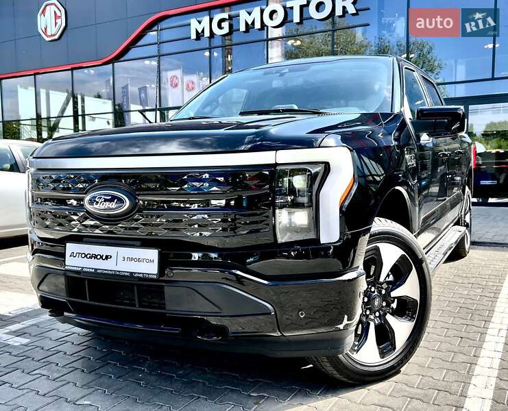 Пикап Ford F-150 2022 в 