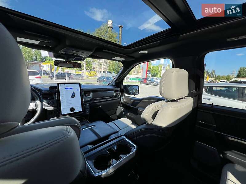 Пикап Ford F-150 2022 в Одессе