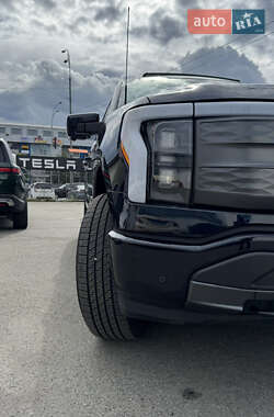 Пикап Ford F-150 2023 в 