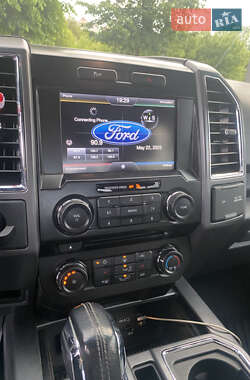 Пикап Ford F-150 2015 в 